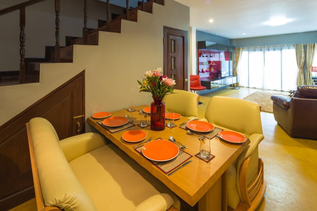 Hébergement de vacances Luxury Town House In The Heart Of The Old
